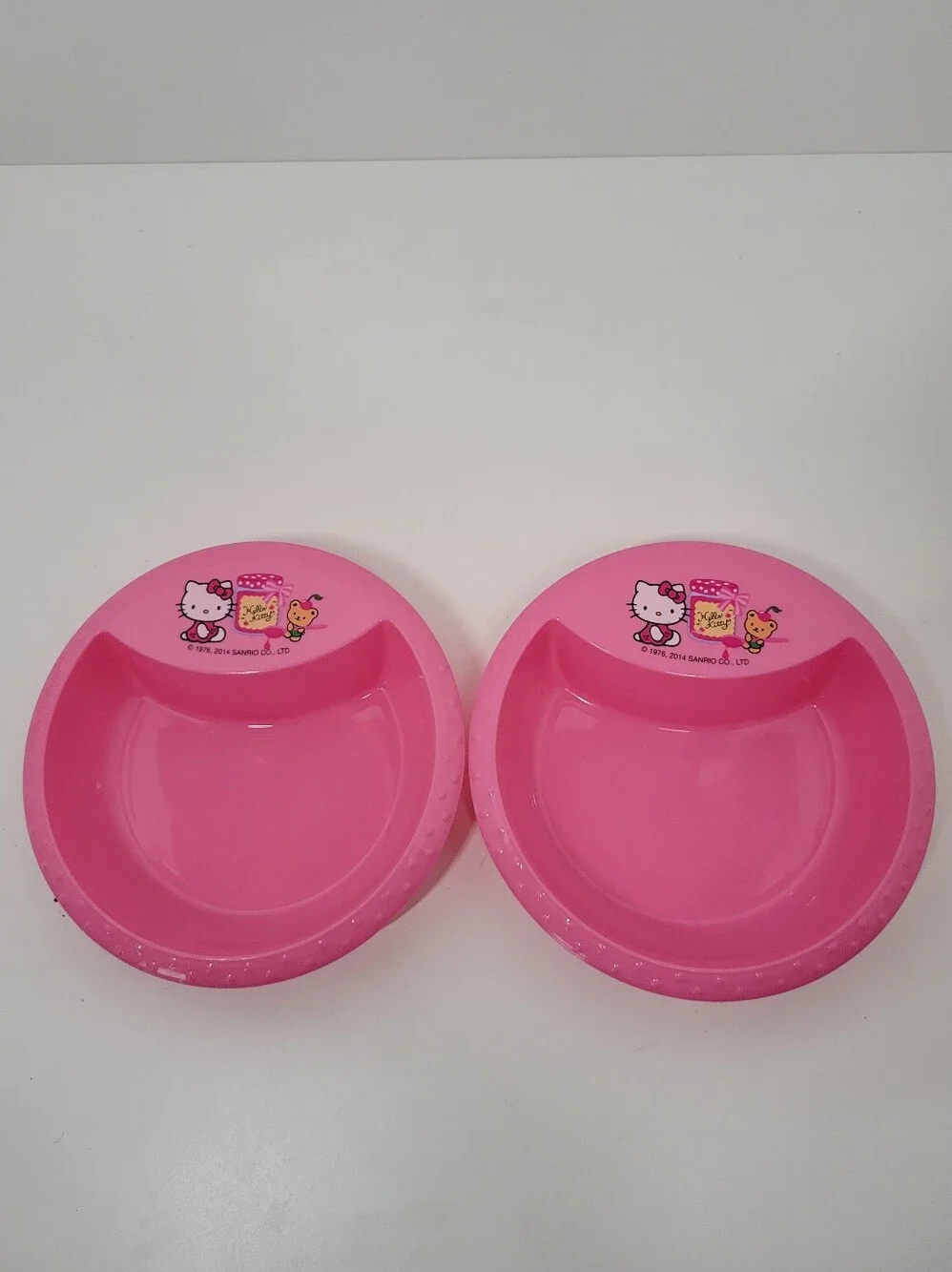 Hello Kitty Sanrio ZAK Designs 2014 Pink Plastic Snack Plates Set Of 2